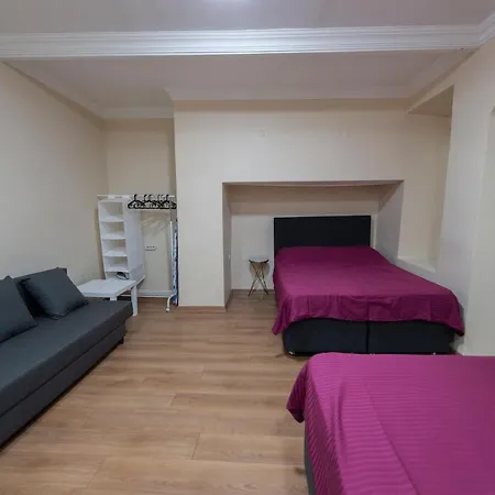Ground Floor In Taksim Appartement